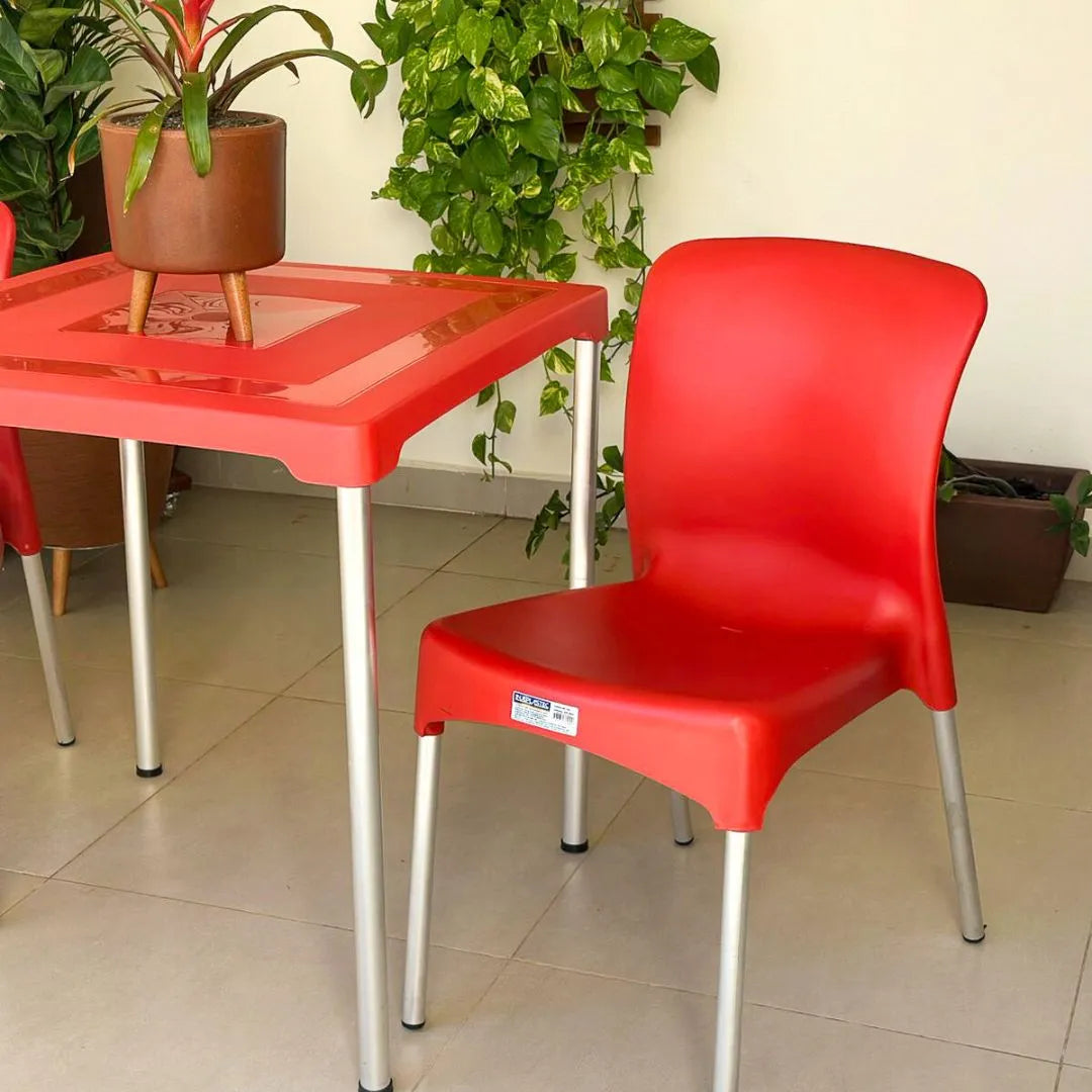 Kit Mesa com 2 Cadeiras - Sec Line da Injeplastec