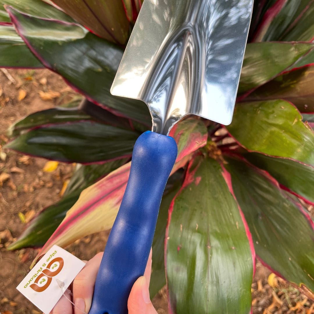 Pá de Jardim Larga em Aço Inox com Cabo Emborrachado