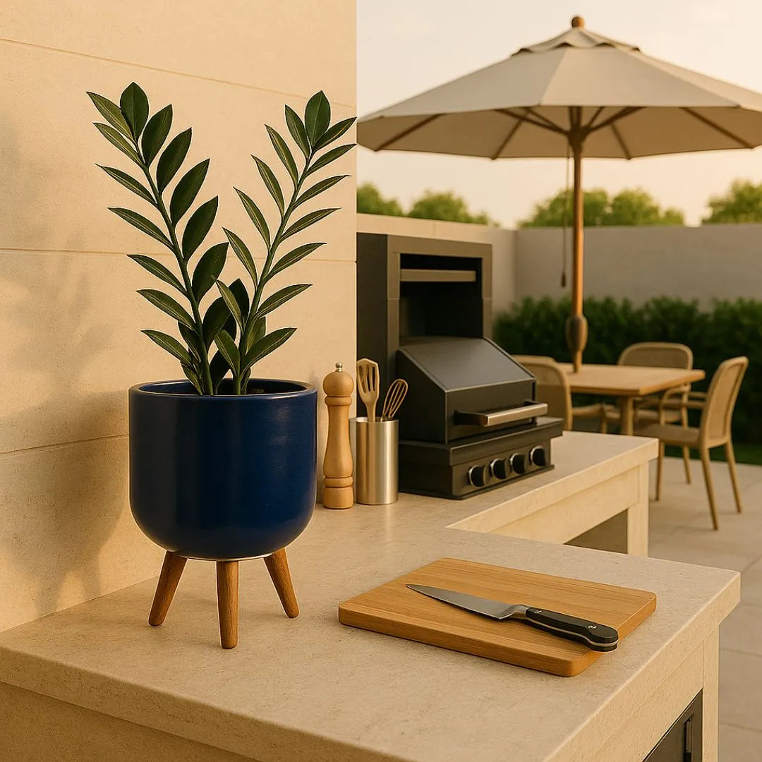 Vaso Doha Médio com Tripé de Madeira