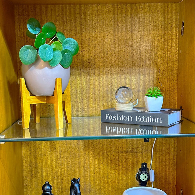 Vaso Cachepot em Porcelana com Tripé de Madeira
