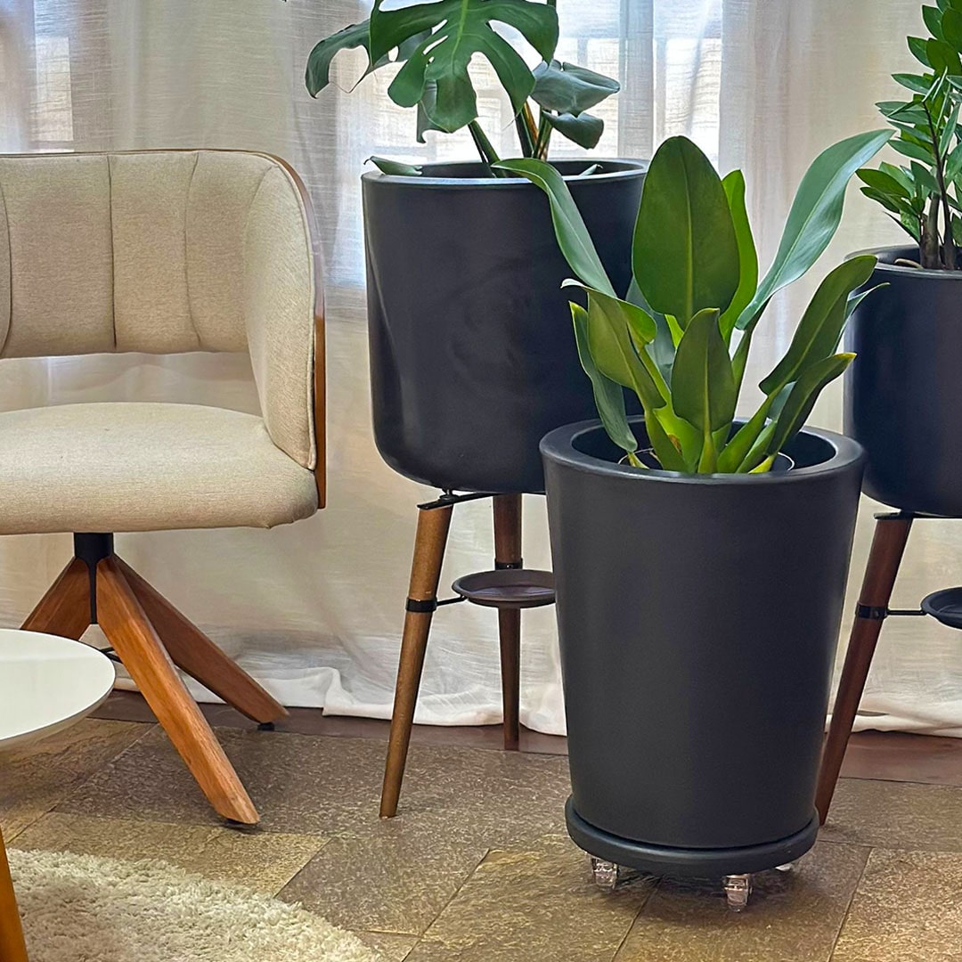 Kit Vaso Damasco Brilhante + Suporte com Rodinhas