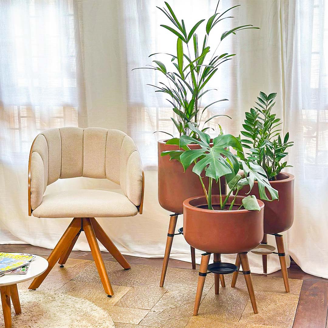 Kit 3 Vasos Linha Doha com Tripé de Madeira