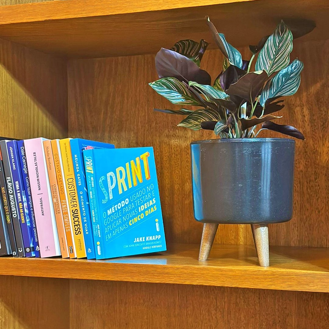 Mini Vaso Linha Doha 22cm com Tripé