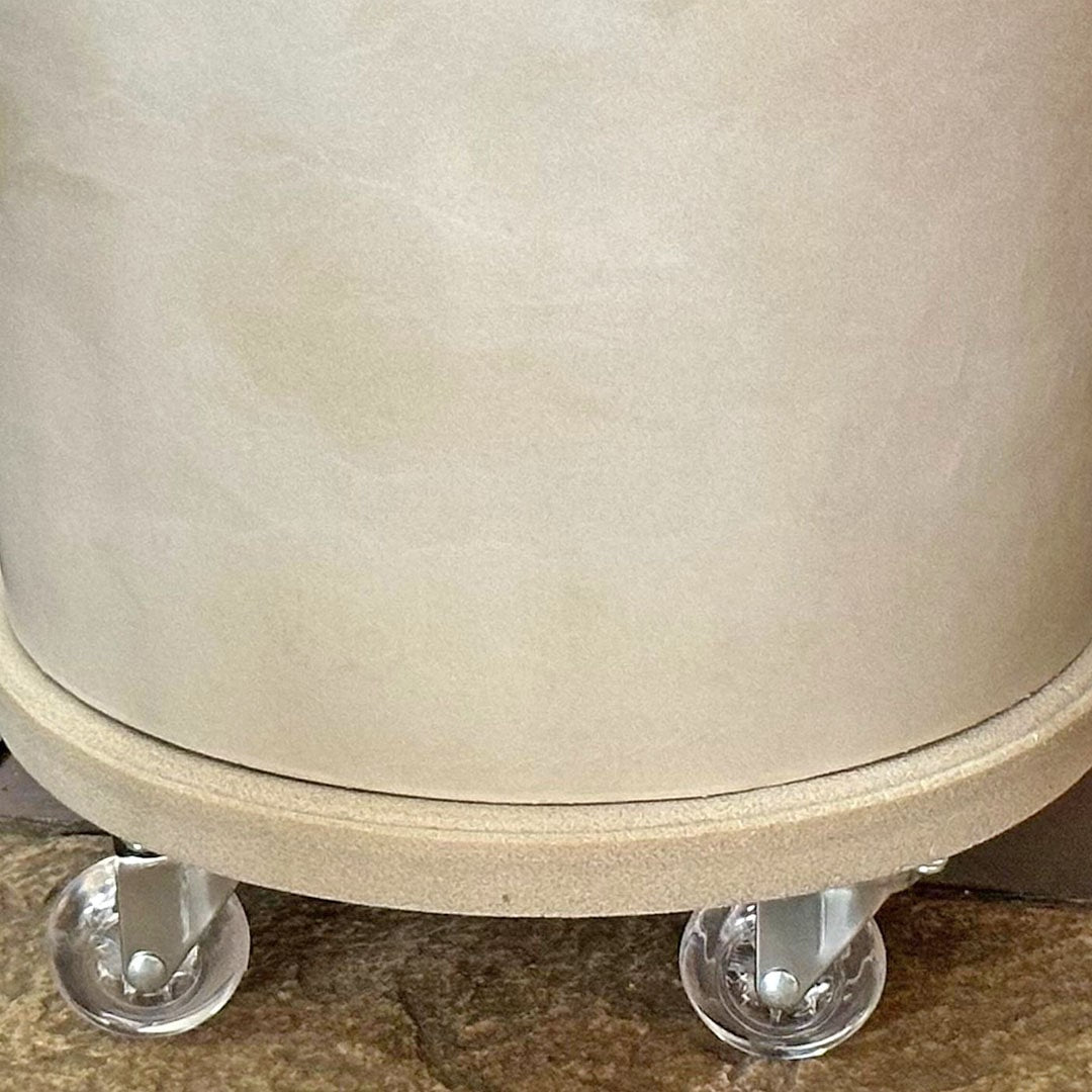 Kit Vaso Damasco Brilhante + Suporte com Rodinhas