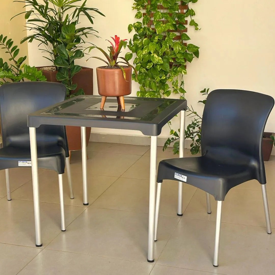 Kit Mesa com 2 Cadeiras - Sec Line da Injeplastec