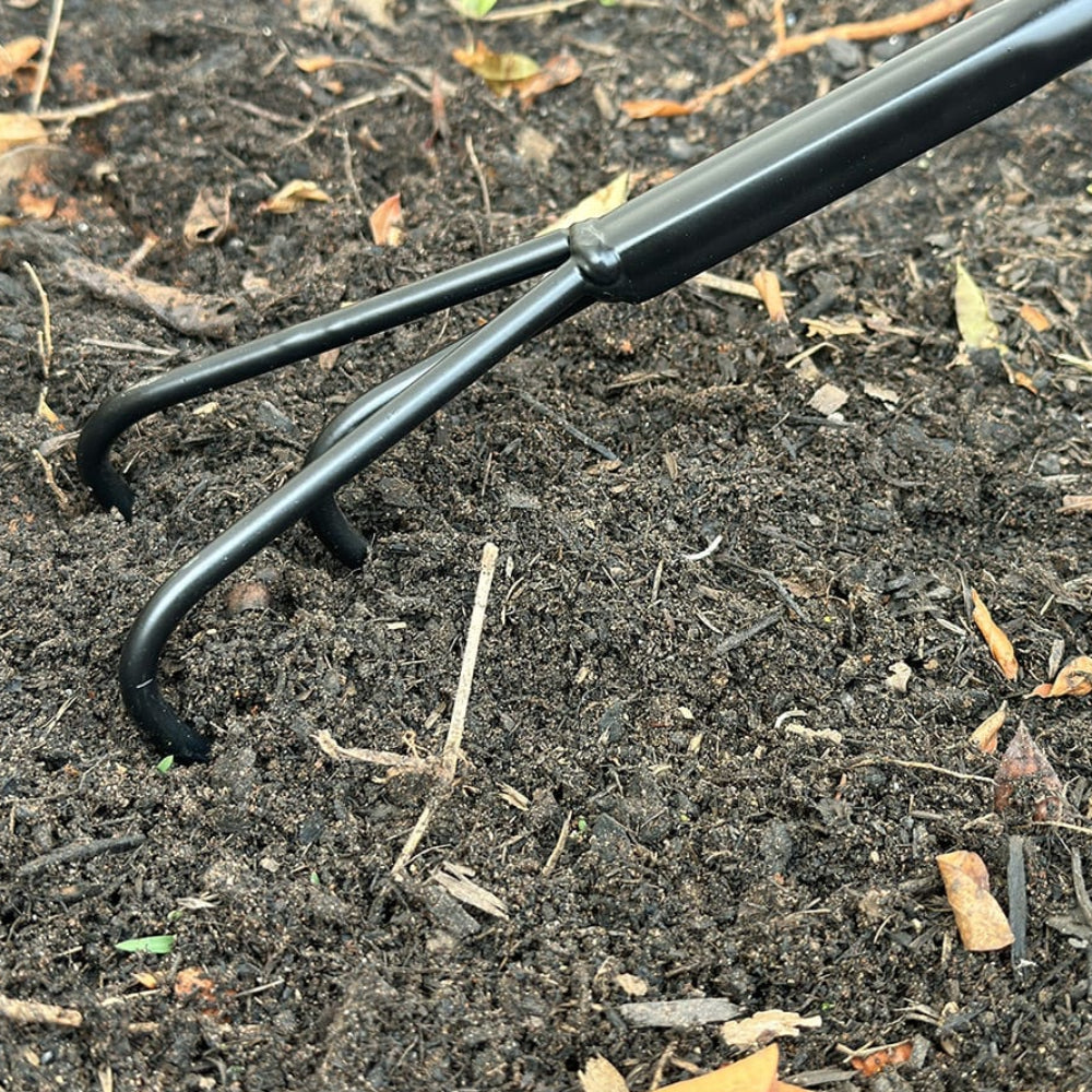 Ancinho de Mão 3 Dentes em Aço com Cabo Plástico Emborrachado 36cm