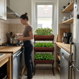 Horta Vertical com Suportes + 3 Jardineiras