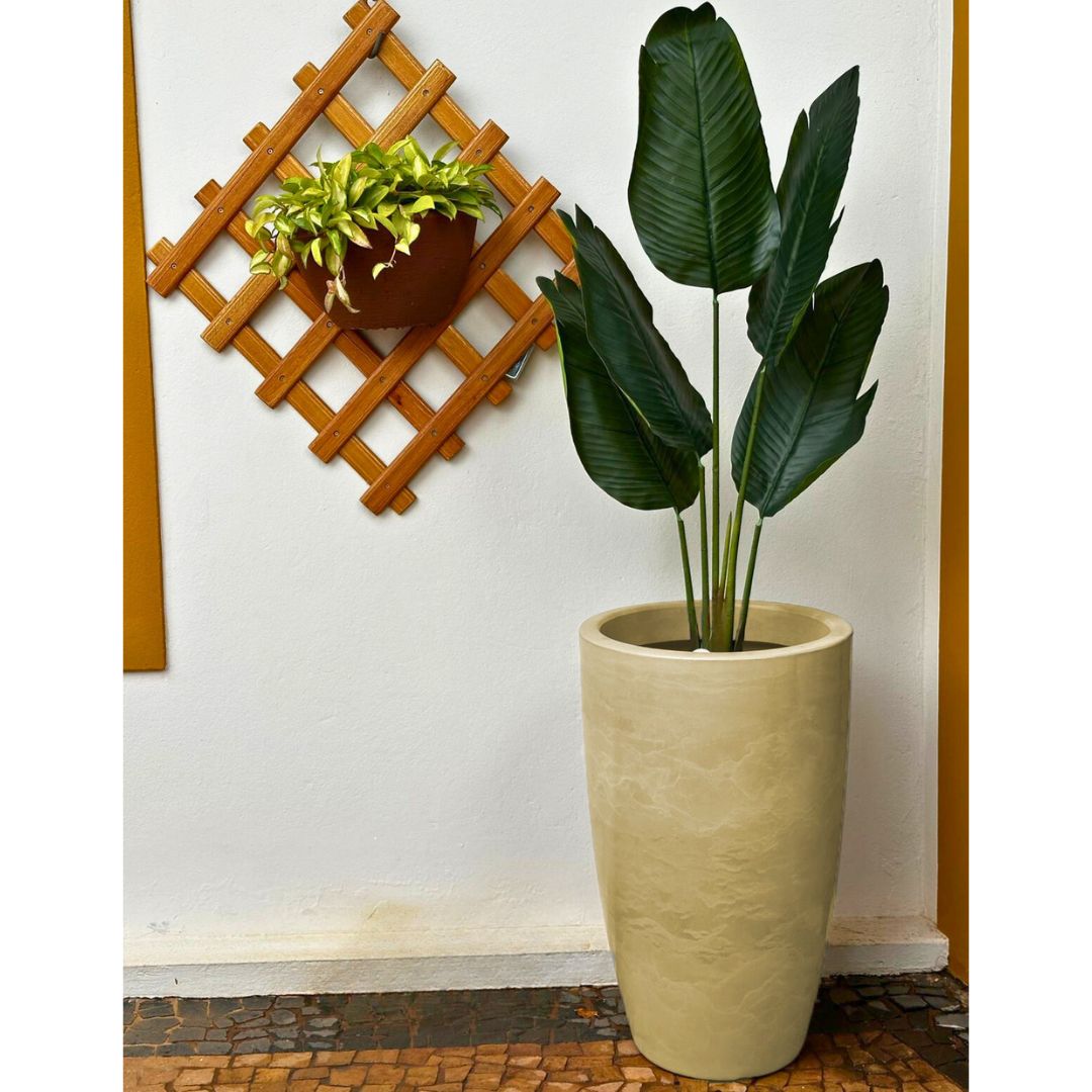 Vaso Pequim em Polietileno 68x42cm