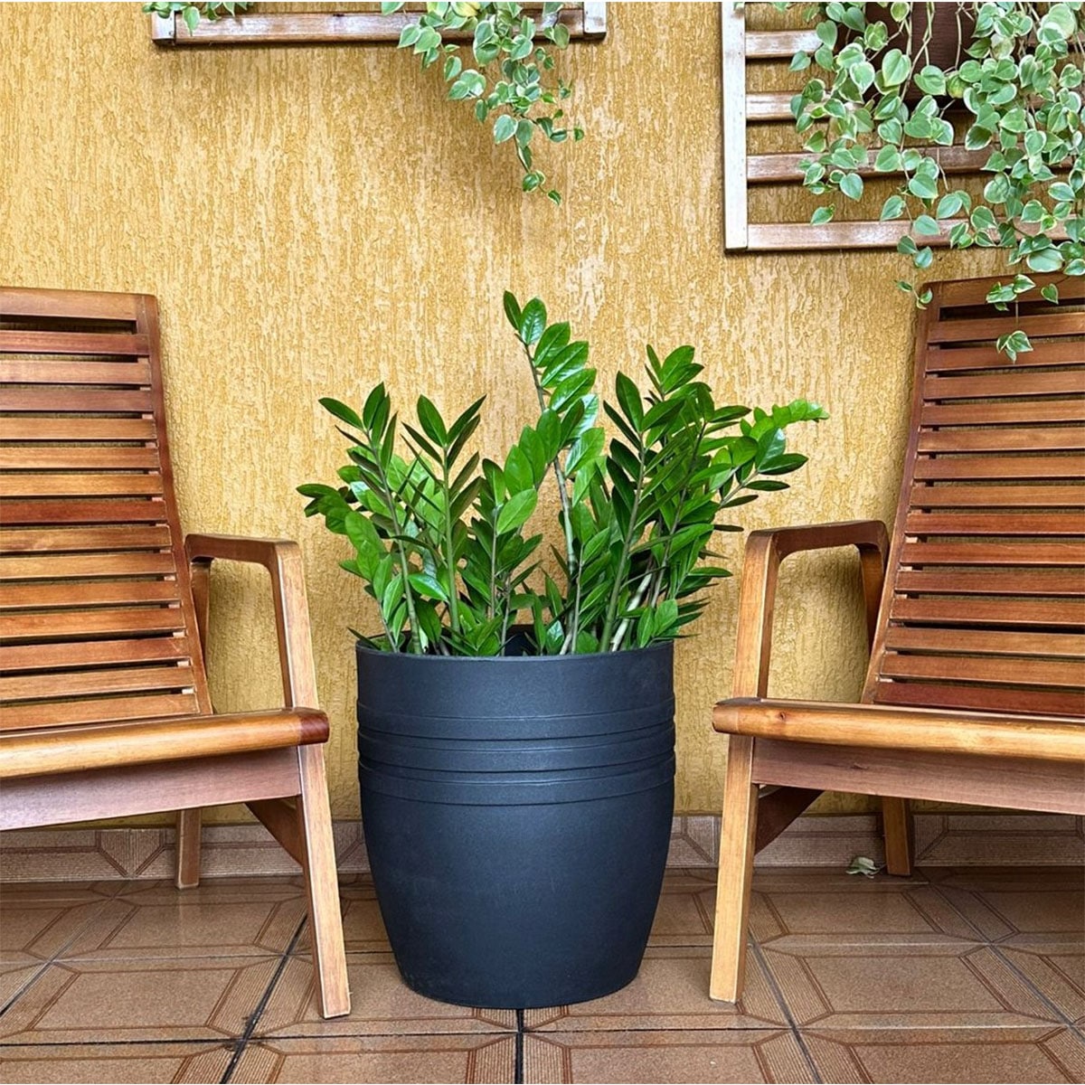 Vaso Mônaco Texturizado em Polietileno