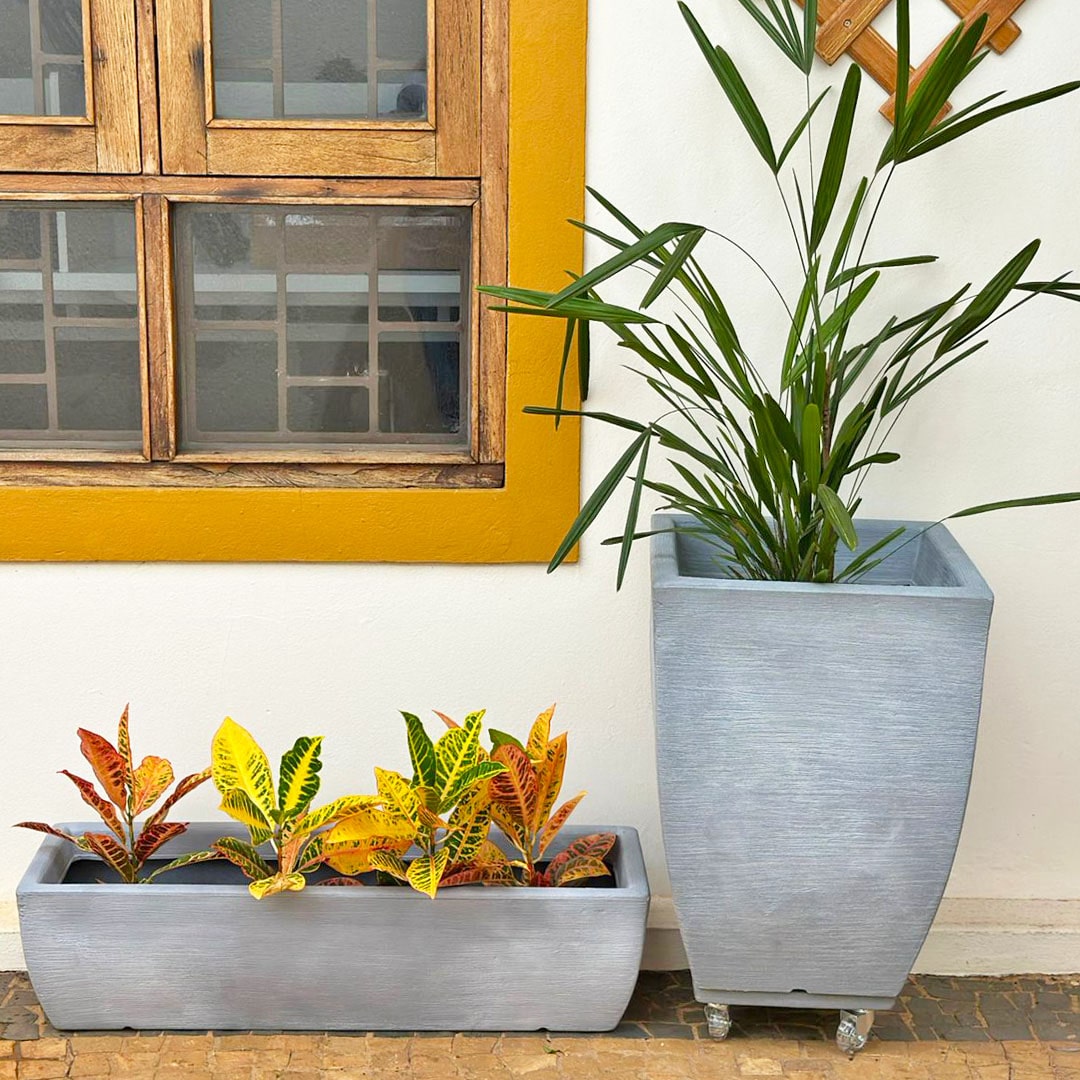 Kit Vaso + Suporte + Jardineira para Decoração Externa