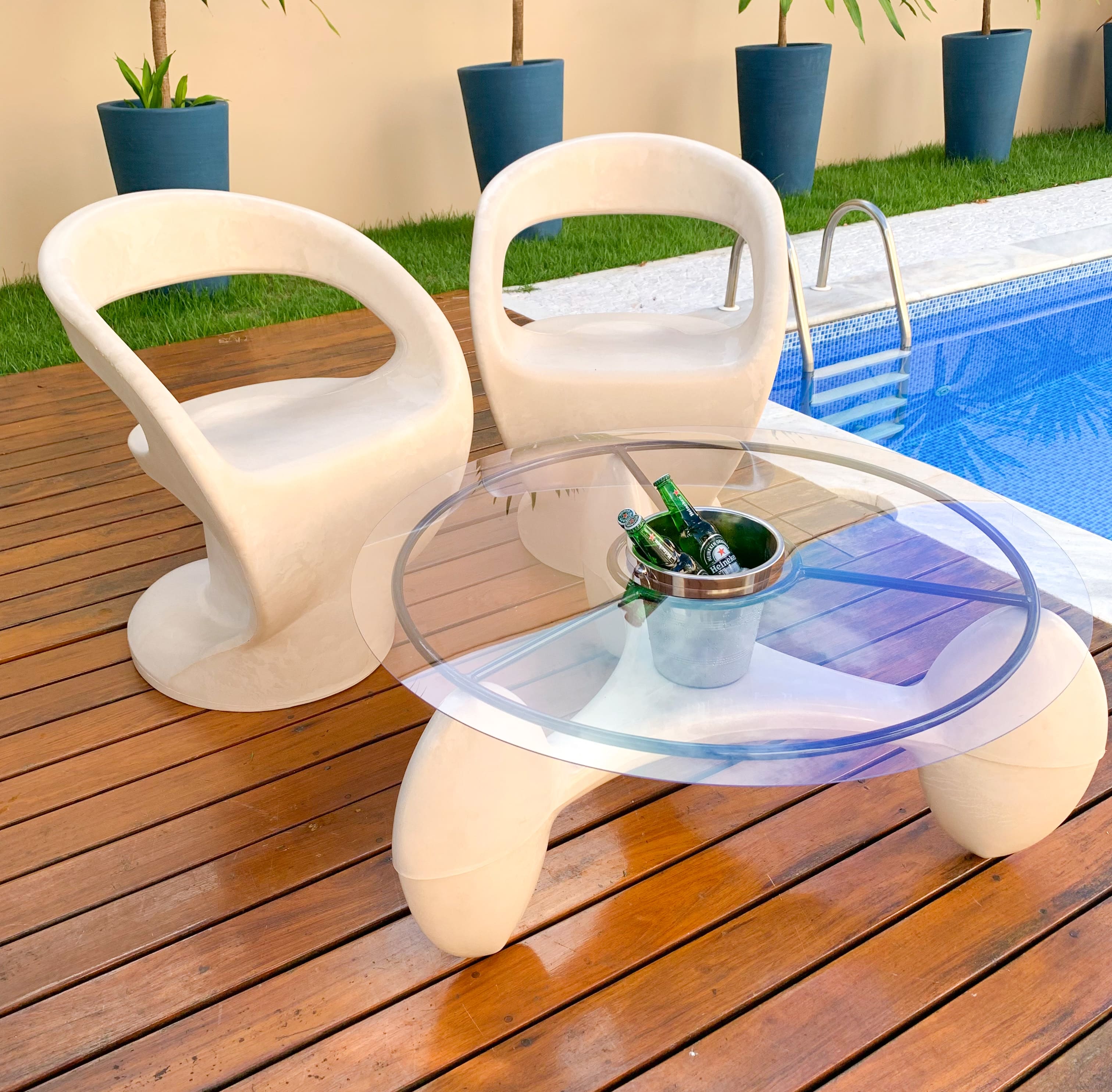 Cadeira Poltrona Astúrias de Polietileno