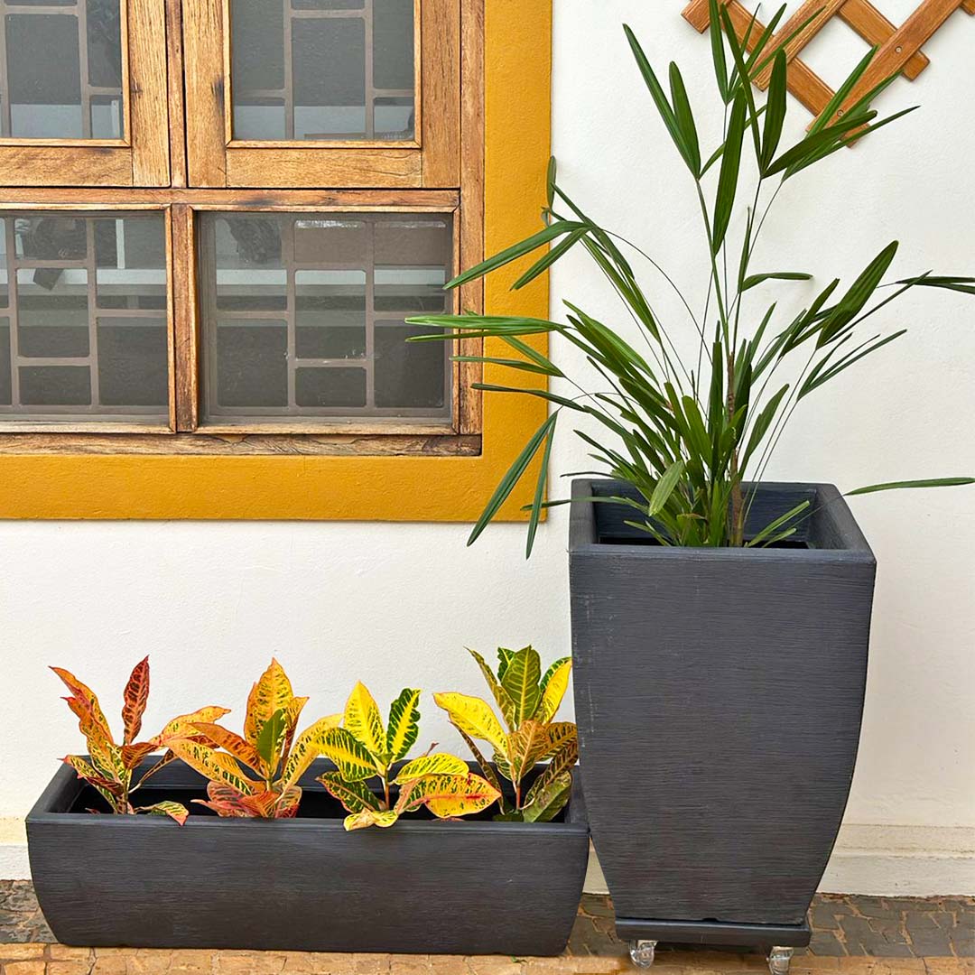 Kit Vaso + Suporte + Jardineira para Decoração Externa