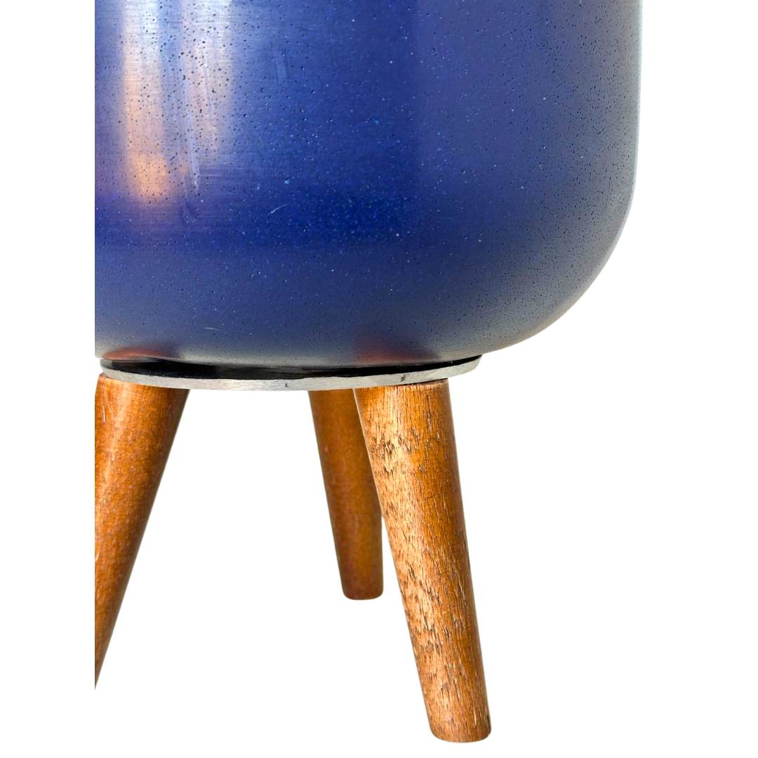 Vaso Doha Médio com Tripé de Madeira