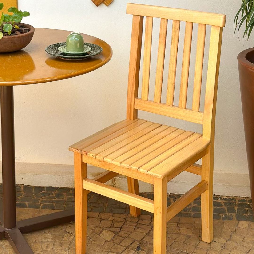 Cadeira Mineira de Madeira Maciça