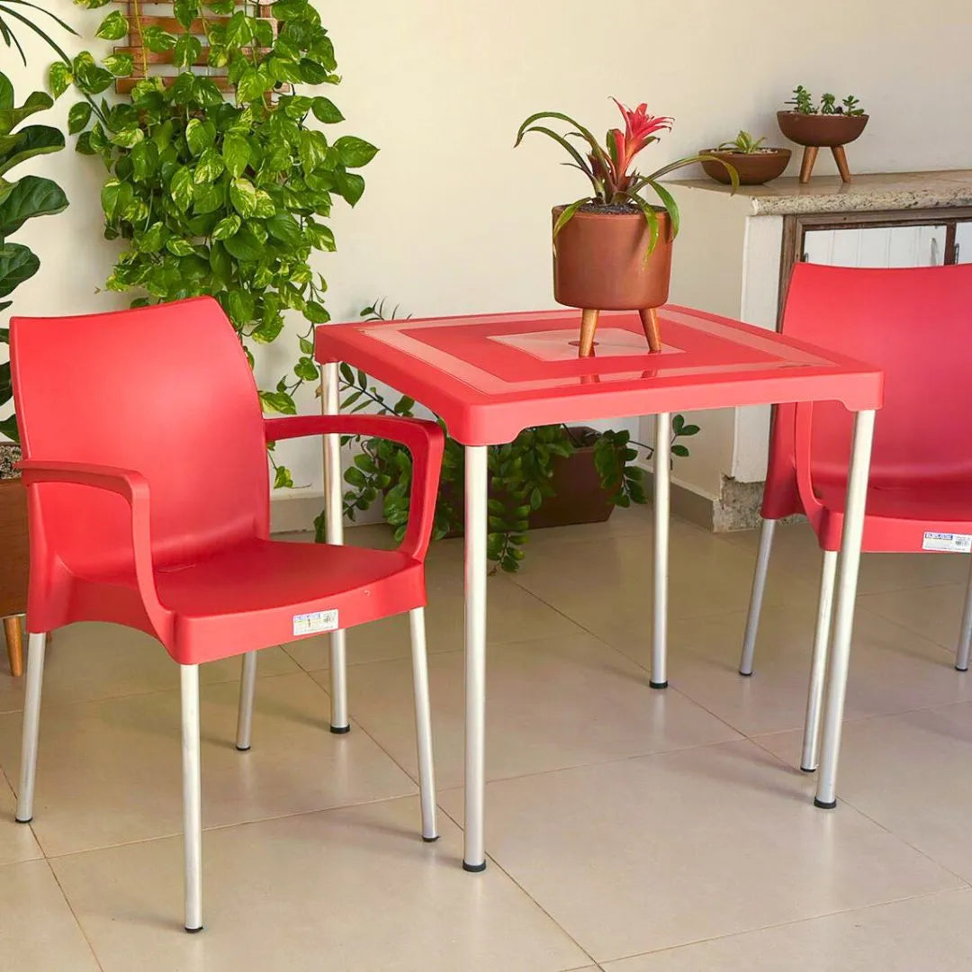 Kit Mesa com 2 Cadeiras Poltrona - Sec Line da Injeplastec