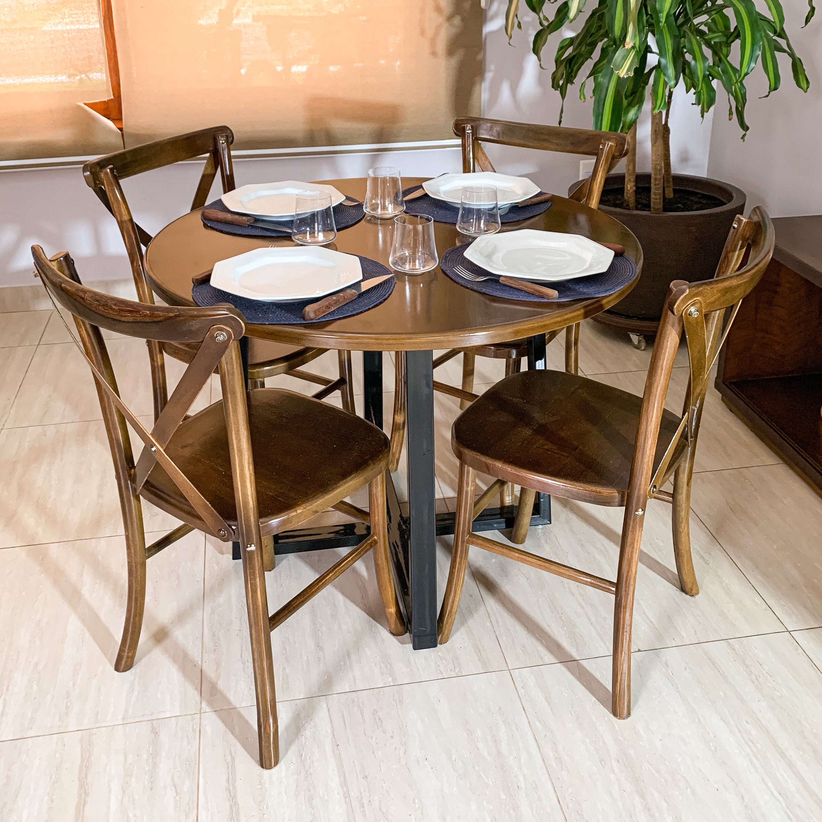 4 Cadeiras Sala de Jantar Paris de Madeira Eucalipto Katrina